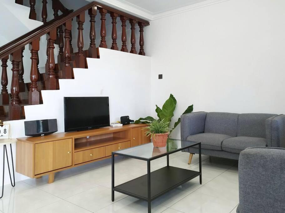 Grand Height Homestay 7A 10Pax 4Rooms Сибу Экстерьер фото